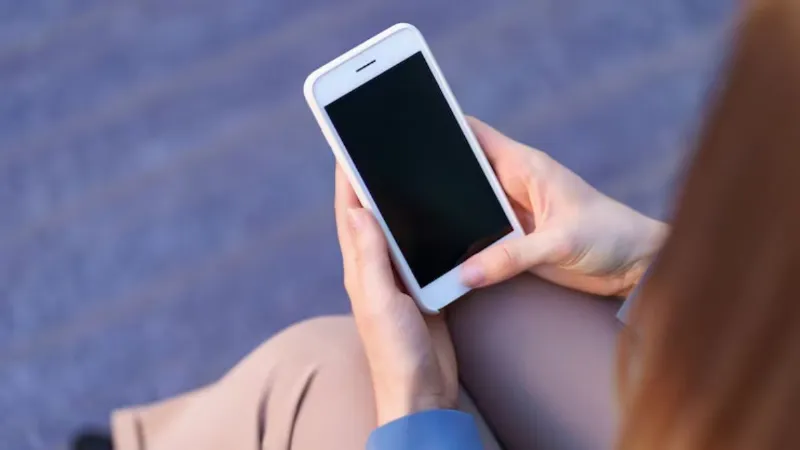 Rajasthan Jalore village panchayat bans women from using smartphones in several villages