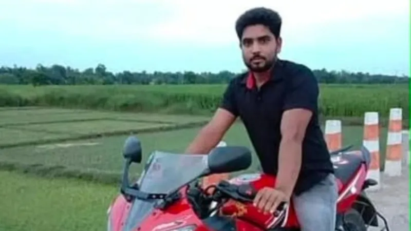 दीपू दास के बाद अब बांग्लादेश में एक और हिंदू की निर्मम हत्या, अमृत मंडल की भी हुई मॉब लिंचिंग