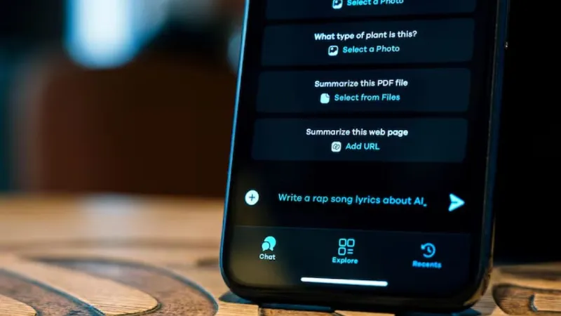 tech If you use dark mode in your smartphone then know these three things today