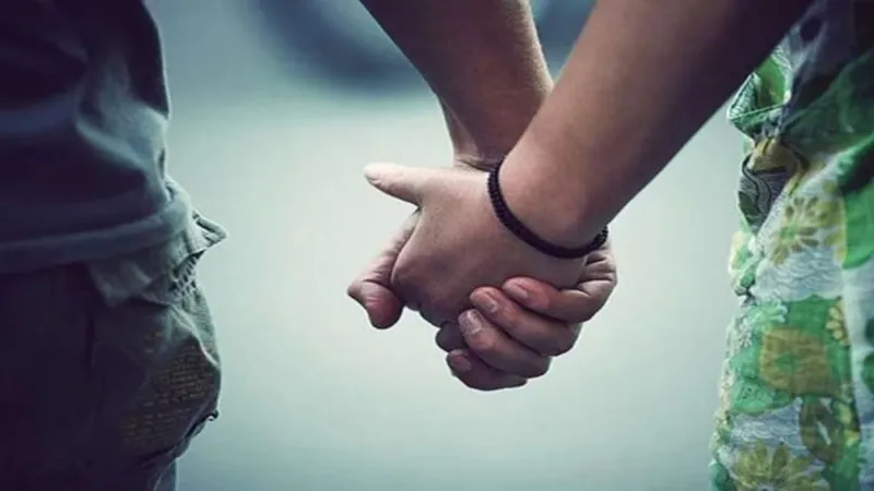 जीजा साली में प्यार चढ़ा परवान, घर छोड़कर भागे.. बीच रास्ते में जो हुआ, जानकर उड़ जाएंगे होश