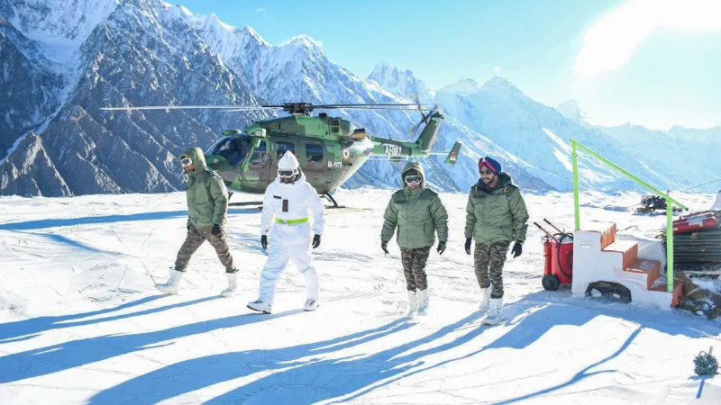 नए साल से पहले भारत को दहलाने की साजिश! पहाड़ों में छिपे हैं कई आतंकी, 2000 जवान चला रहे सर्च ऑपरेशन