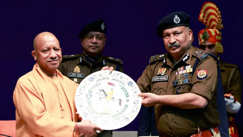 uttar Pradesh CM Yogi Adityanath spoke in police churning know what he said