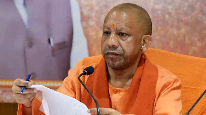 यूपी में बढ़ती ठंड के बीच योगी सरकार का बड़ा फैसला, 1 जनवरी तक बंद रहेंगे 12वीं तक के सभी स्कूल