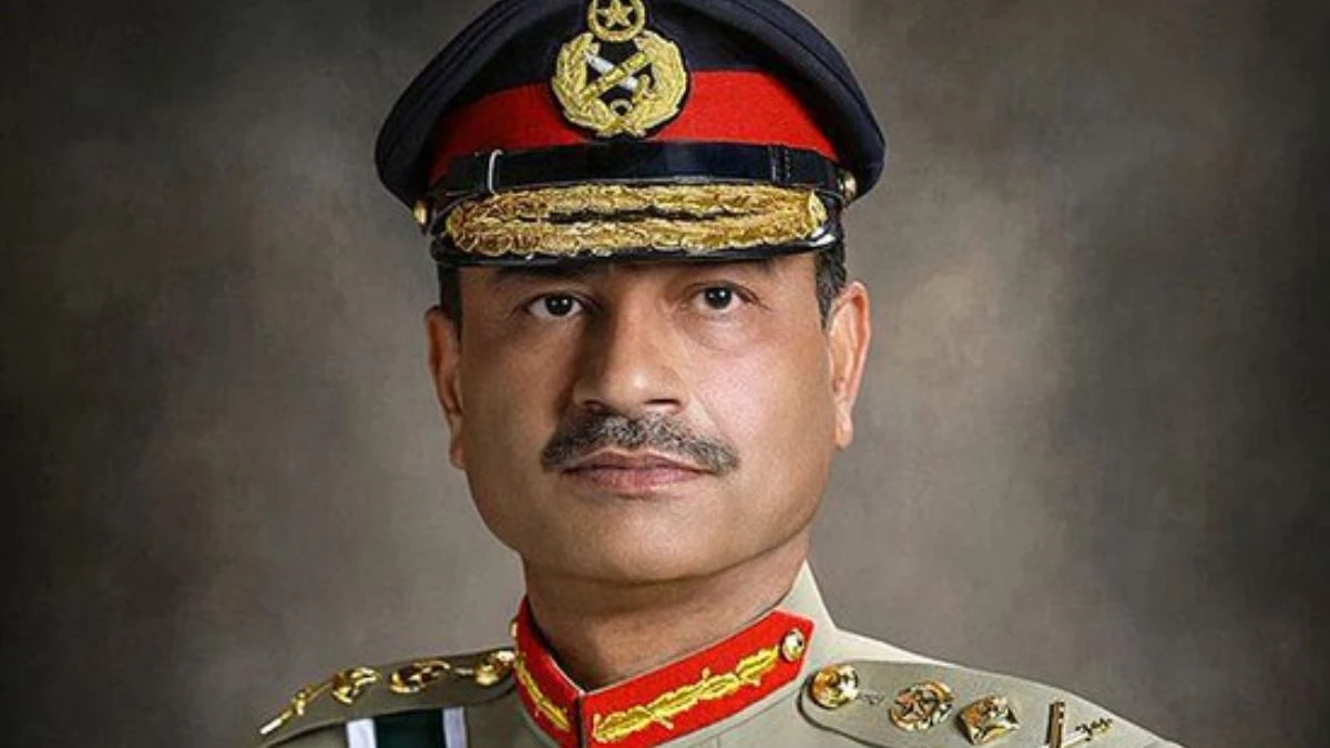 PAK की आंखों में साफ दिख रहा भारत का खौफ, बंकर में जा छिपे पाकिस्तान के आर्मी चीफ!