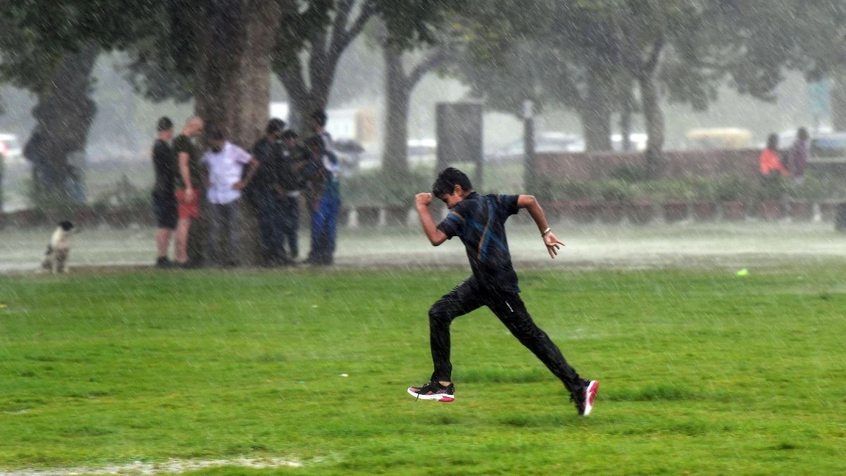 rain during Holi Delhi will receive heavy rainfall