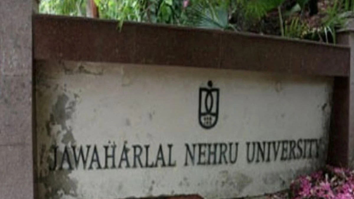 जापानी महिला अधिकारी से छेड़छाड़ का मामला, आरोपी JNU प्रोफेसर बर्खास्त