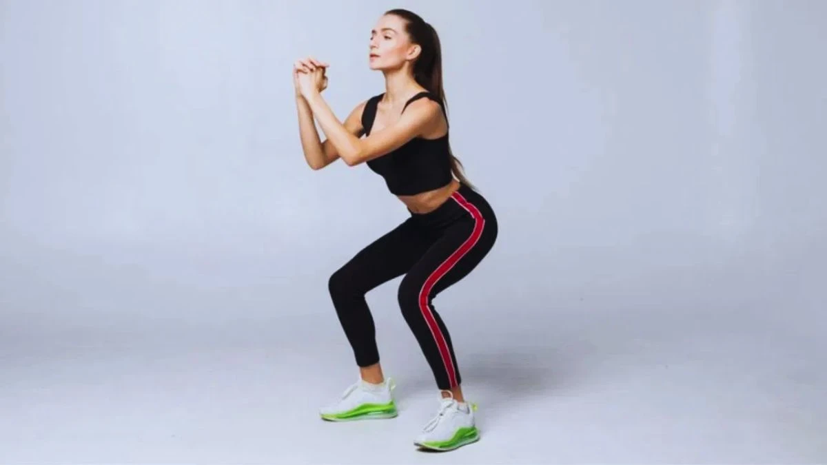 Monsoon Health Tips: मानसून के दौरान घर पर करें ये आसान व्यायाम, शरीर रहेगा स्वस्थ