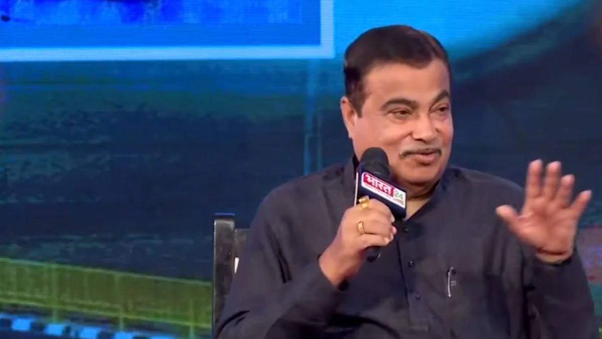 Nitin Gadkari car received challan Union Minister Bharat 24 Viksit Bharat Program