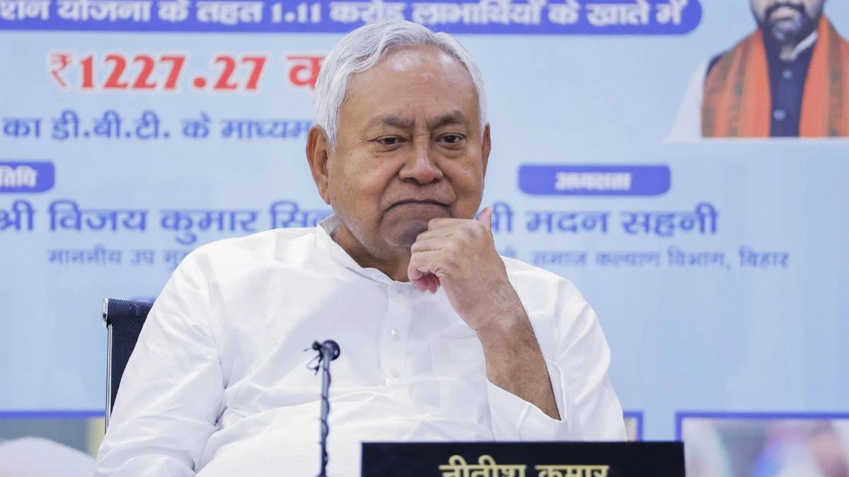 चुनाव से पहले नीतीश कुमार का बड़ा दाव, पत्रकारों को मिलेगा 15000 रुपये पेंशन; CM नीतीश कुमार का ऐलान