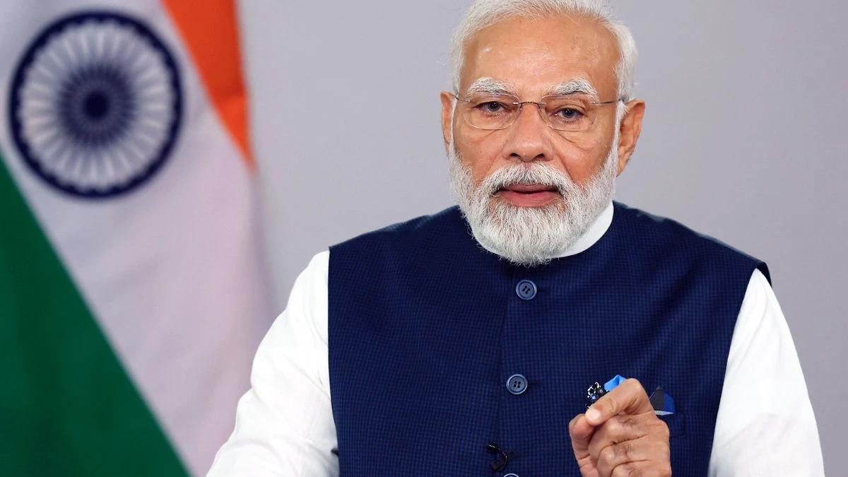 बंगाल में हुए रेल हादसे पर PM Modi ने जताया दुख, मुआवजे का किया ऐलान