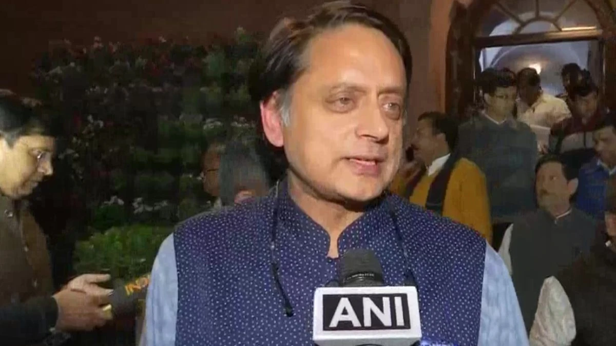 कांग्रेस नेता शशि थरूर हार सकते हैं अपनी सीट, BJP के राजीव चंद्रशेखर 2 लाख से ज्यादा वोटों से आगे