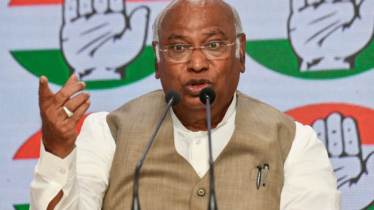 Lok Sabha Elections 2024:  कांग्रेस अध्यक्ष मल्लिकार्जुन खरगे ने की वोट डालने की अपील, कहा- बदलाव को वोट देकर होगी सुखद शुरुआत