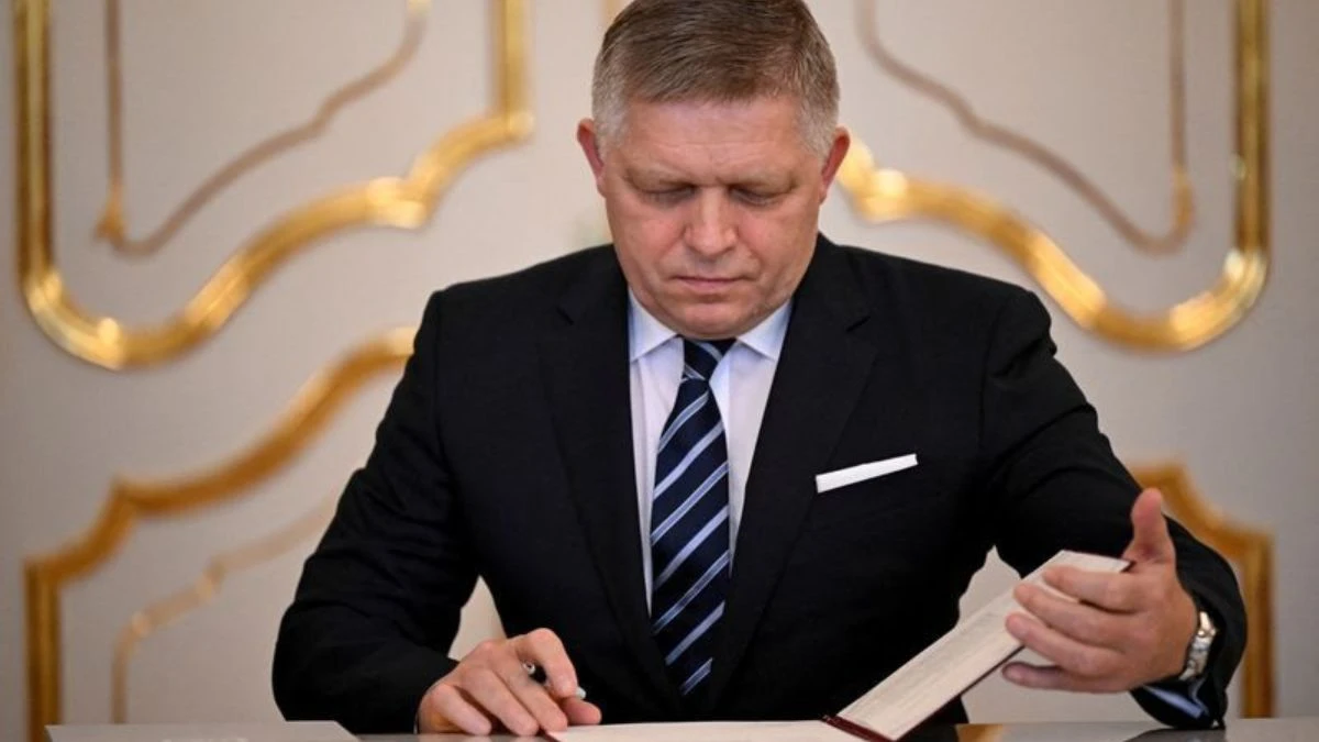 स्लोवाकिया के PM पर हुआ हमला, साढ़े 3 घंटे की सर्जरी के बाद जान बची