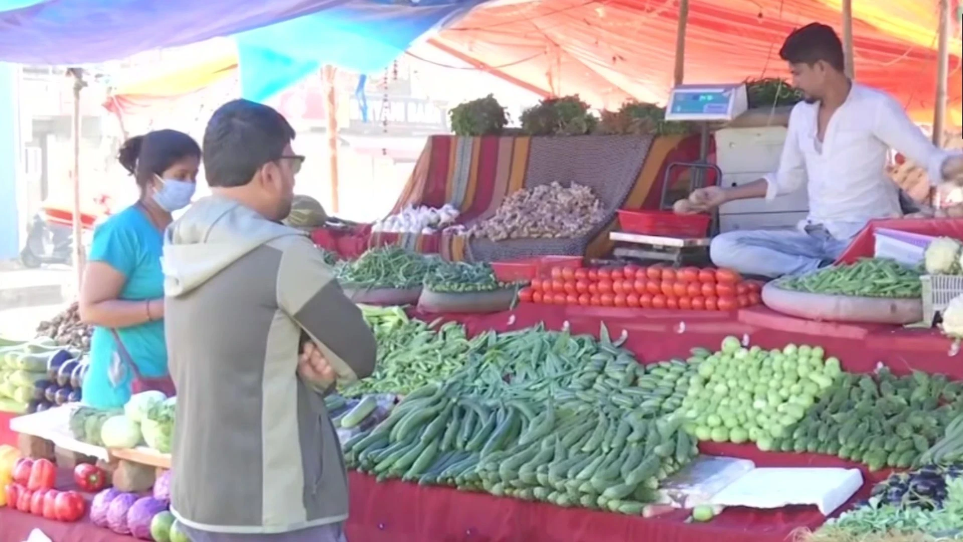 वित्त वर्ष 25 में महंगाई घटकर 4.7-4.8% पर होगी, गिर रही हैं खाने-पीने की चीजों की कीमतें : रिपोर्ट