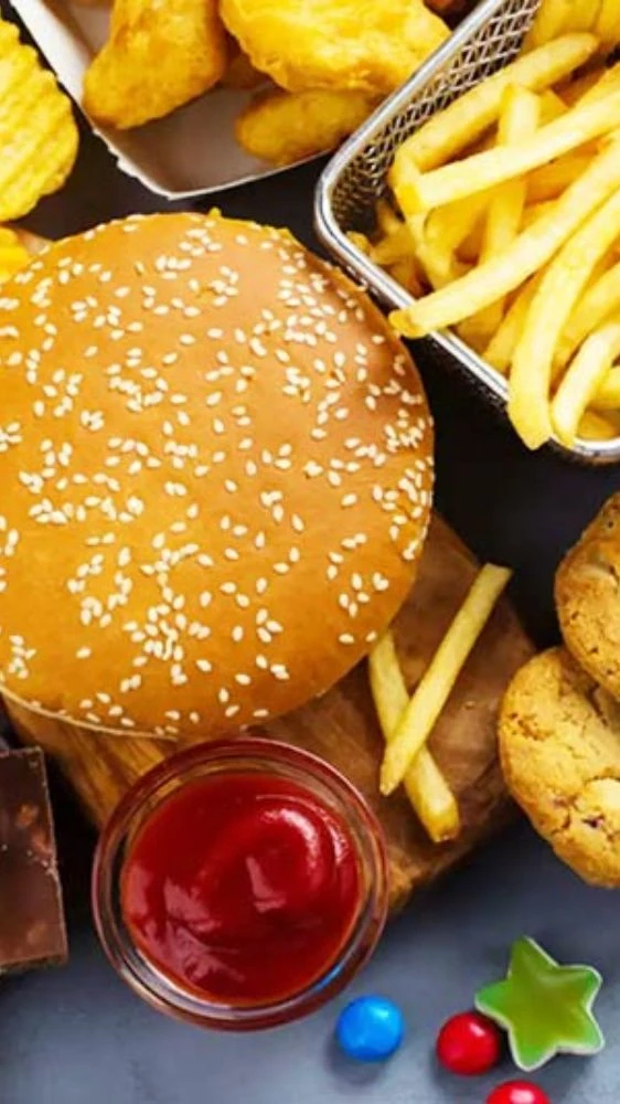 गर्मी में दस्त और फ्लू की समस्या से हैं परेशान, तो डाइट में करें ये चीजें शामिल गर्मी में दस्त और फ्लू की समस्या से हैं परेशान, तो डाइट में करें ये चीजें शामिल