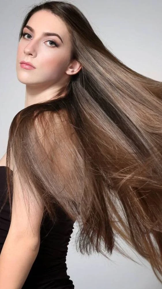 Health Benefits: कच्चे केले खाने से शरीर को मिलेंगे दमदार फायदे, जानें कैसे