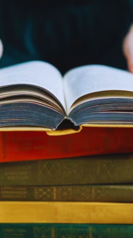 Chaitra Navratri 2024: नवरात्रि के मौके पर करें इन चीजों का दान, मां दुर्गा होंगी प्रसन्न