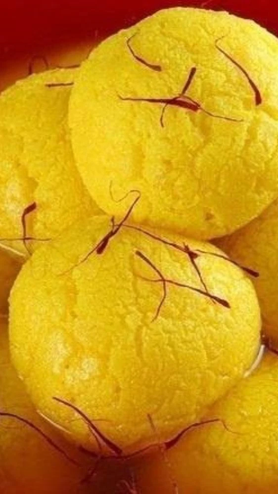 Health Benefits: यूरिक एसिड की समस्या से हैं परेशान, तो इन चीजों से बना ले दूरी