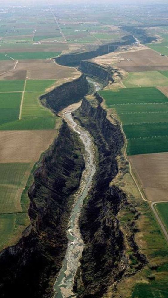 क्यों आते हैं भूकंप? जानिए यहां