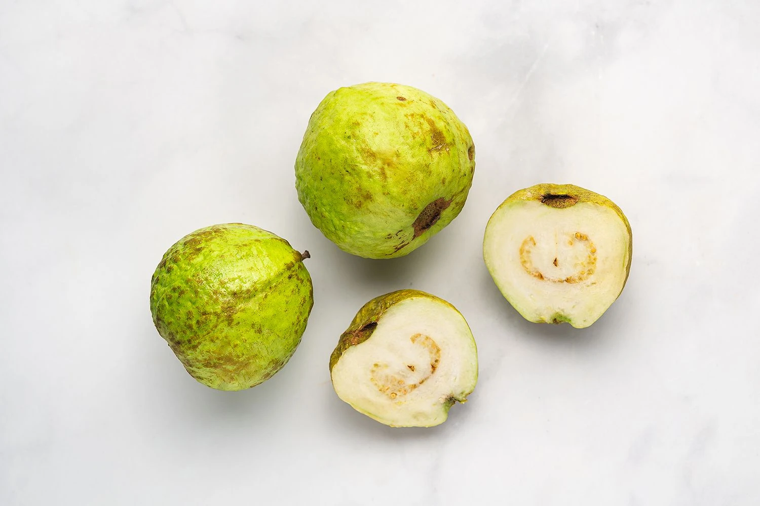 कितना फायदेमंद हमारी सेहत के लिए अमरुद?