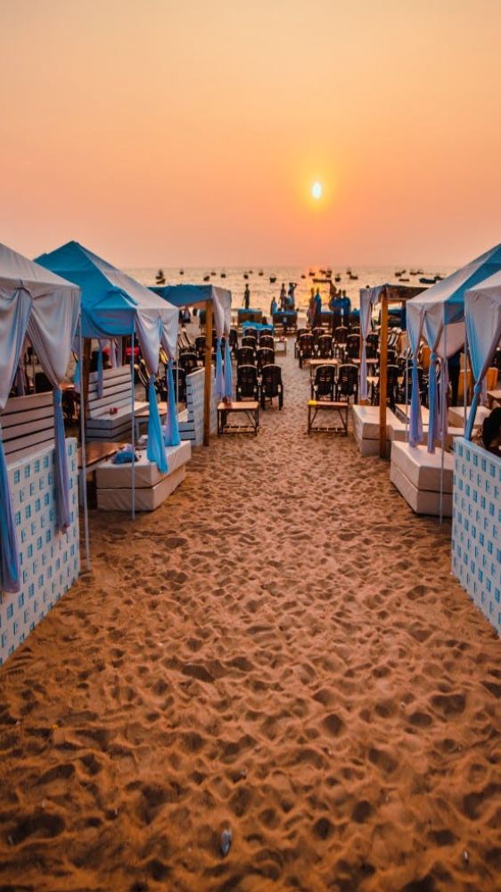 सर्दियों में गोवा घूमने का प्लान बना रहे हैं तो न भूलें यहां जाना