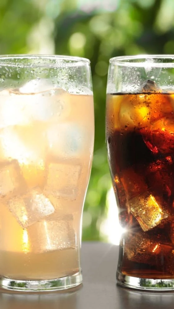 कोल्ड ड्रिंक्स पीना पसंद है तो एक बार जान ले ये नुकसान