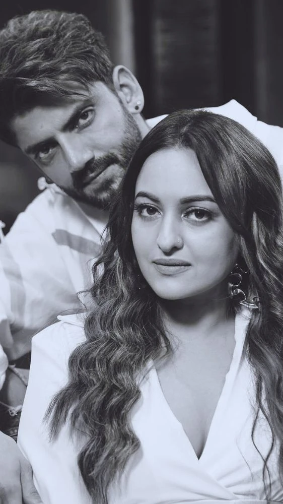 सोनाक्षी से पिता के बाद अब मां हुई नाराज, जानें क्या है मामला