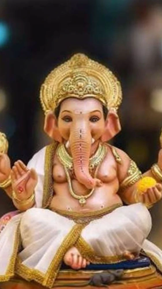 बुधवार का दिन आज गणपति जी को समर्पित, आज के दिन करें इस मंत्र का जाप, दूर होंगे सभी विघ्न बुधवार का दिन आज गणपति जी को समर्पित, आज के दिन करें इस मंत्र का जाप, दूर होंगे सभी विघ्न