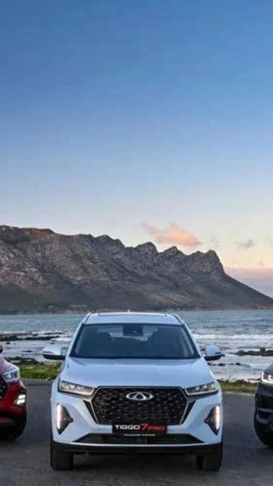 Health Benefits: कच्चे केले खाने से शरीर को मिलेंगे दमदार फायदे, जानें कैसे