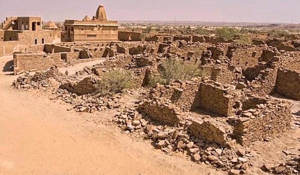 Jaisalmer News: विश्व विख्यात पर्यटन स्थल कुलधरा गांव की धरोहर के साथ छेड़खानी, पालीवाल समाज ने सख्त कार्रवाई की मांग