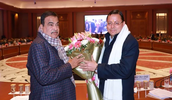 सीएम पुष्कर सिंह धामी ने की नितिन गडकरी से मुलाकात, चारधाम से संबंधित सभी परियोजनाओं की हुई समीक्षा 