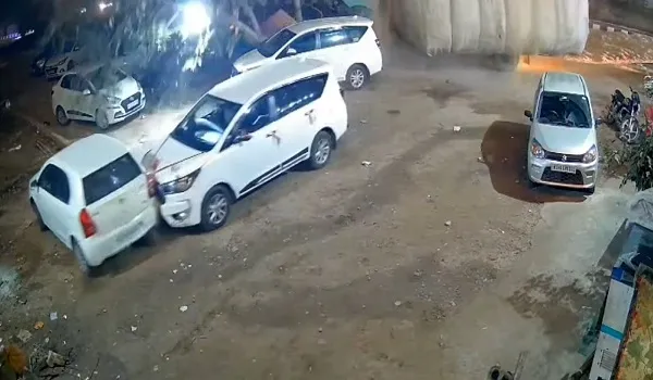 चौमूं हाईवे पर कोहरे का कहर, बड़ा हादसा टला, एक के बाद एक साथ चार वाहन आपस में भिड़े