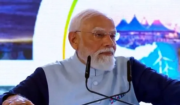 वाइब्रेंट गुजरात का क्षेत्रीय सम्मेलन: PM मोदी बोले- निवेश के लिए यही सही समय