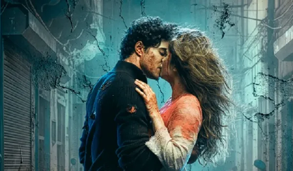 राशा थडानी ने अभय वर्मा को किया लिप किस, 'लाइकी लाइका' मूवी के नए पोस्टर में दिखा दोनों के बीच इंटेंस रोमांस