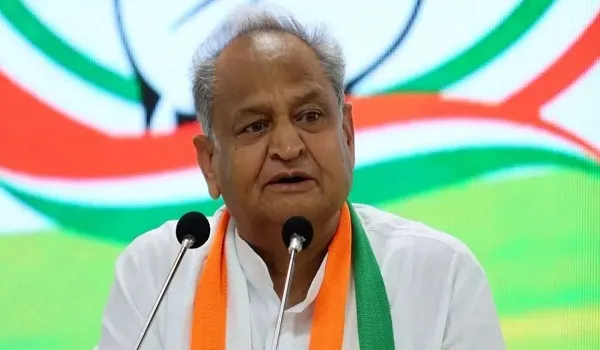 विधायकों के प्रश्न पूछने पर कई तरह की पाबंदियां पर बोले अशोक गहलोत, कहा- देवनानी जी आपने किसकी सलाह से ऐसा फैसला किया