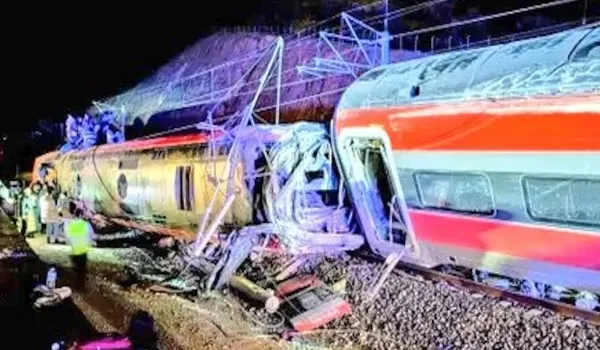स्पेन के दक्षिण हिस्से में दो हाई स्पीड ट्रेनों की टक्कर, हादसे में कम से कम 21 लोगों की हुई मौत
