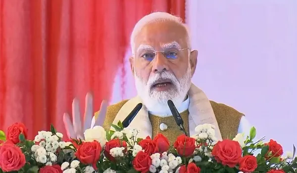 प्रधानमंत्री नरेन्द्र मोदी का केरल दौरा, तिरुवनंतपुरम में किया 1.5 किमी का रोड शो, कहा- 'विकसित भारत के लिए प्रतिबद्ध'