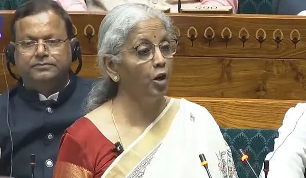 केंद्रीय बजट पर "सर्वजन हिताय, सर्वजन सुखाय" की झलक, वित्त मंत्री निर्मला सीतारमण में पेश किया रिकॉर्ड 8वां बजट