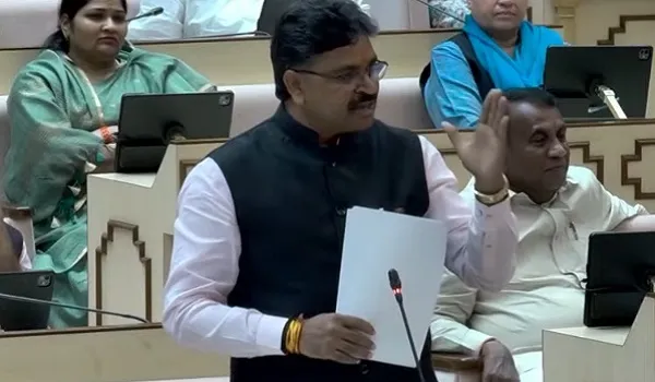 नेता प्रतिपक्ष टीकाराम जूली बोले- एजुकेशन का बजट कम कर दिया गया, लखपति दीदी स्कीम में बिना लाख रुपए दिए लखपति कैसे बना रहे हो ?