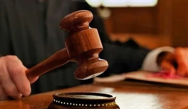 सुप्रीम कोर्ट ने राज्य सरकारों को लगाई फटकार, चुनाव से पहले मुफ्त की रेवड़ियां बांटने पर जताई कड़ी आपत्ति