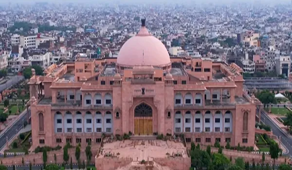 VIDEO: राजस्थान विधानसभा में तीखी नोकझोंक, प्रश्नकाल में पक्ष-विपक्ष आमने-सामने, नेता प्रतिपक्ष की मंत्रियों से जबरदस्त बहस, देखिए ये रिपोर्ट