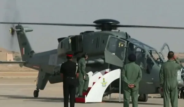 जैसलमेर एयरफोर्स स्टेशन पर ऐतिहासिक क्षण, राष्ट्रपति द्रौपदी मुर्मू ने LCH 'प्रचंड' में भरी उड़ान