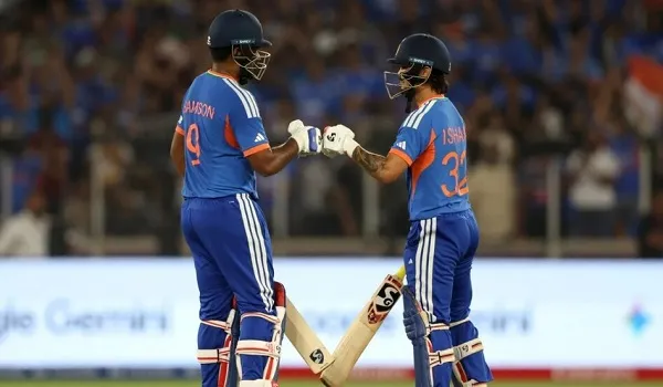 टी-20 वर्ल्ड कप का फाइनल मुकाबला, भारत ने न्यूजीलैंड को दिया 256 रन का लक्ष्य