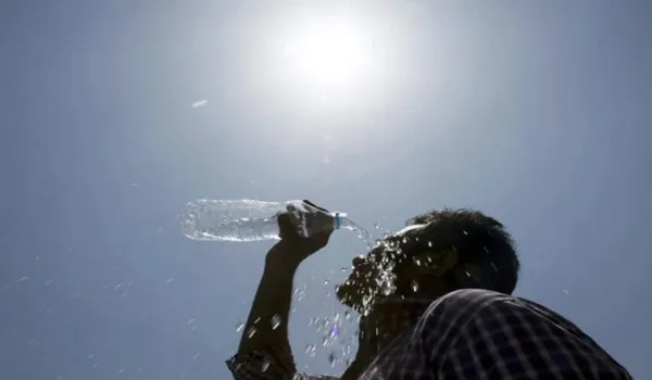 48 घंटे तेज गर्मी... उसके बाद गिरेगा तापमान, कहीं-कहीं आंधी और हल्की बारिश की संभावना