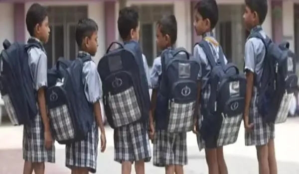 निजी स्कूलों की मनमानी पर कौन रोक लगाएगा? जयपुर में निजी स्कूलों की फीस बढ़ोतरी ने तोड़ी अभिभावकों की कमर