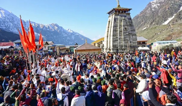 चारधाम यात्रा को लेकर उत्तराखंड सरकार ने लिया बड़ा फैसला, इस तारीख तक ऑफलाइन रजिस्ट्रेशन रहेंगे बंद