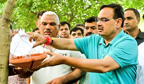 मुख्यमंत्री भजनलाल शर्मा बोले-हीटवेव में पशु-पक्षियों का रखें ख्याल, सरकार की ओर से भी माकूल व्यवस्था के दिए निर्देश दिए