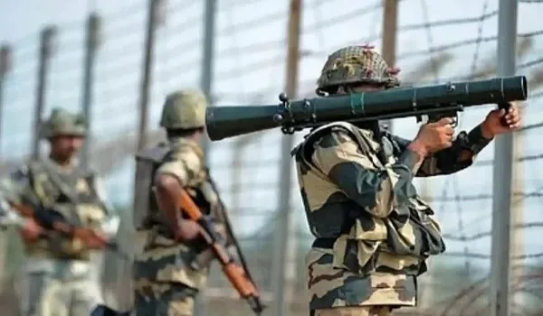 बोखलाहट में पाक "ना" पाक हरकतों से नहीं आ रहा बाज, पाकिस्तान लगातार कर रहा सीजफायर का उल्लंघन, सुरक्षाबलों ने 7 आतंकवादियों को किया ढेर