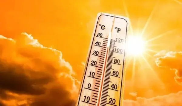 अब बढ़ेगी तपिश, तापमान में 3 से 5 डिग्री तक हो सकती बढ़ोतरी, 9 मई हीटवेव का नया दौर शुरू होने का अनुमान
