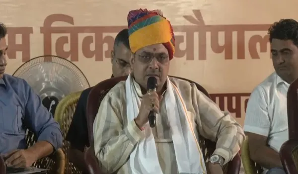 CM भजनलाल शर्मा का जाजोद के ग्रामवासियों से संवाद, कहा- हम चाहते हैं हमारी माता-बहनों का हर क्षेत्र में योगदान हो